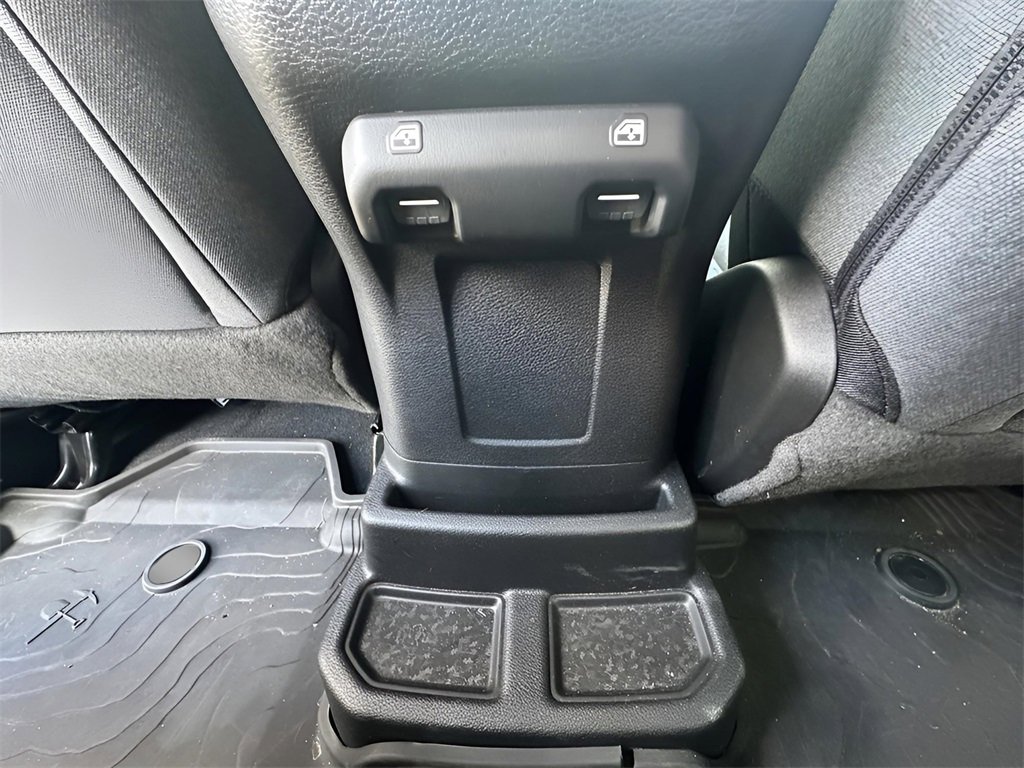 Used 2024 Jeep Wrangler Unlimited w/ Convenience Group image 16