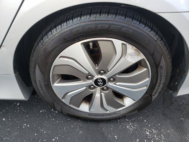 Used 2014 Hyundai Sonata Limited w/ Panoramic Sunroof Package 02 FWD image 27