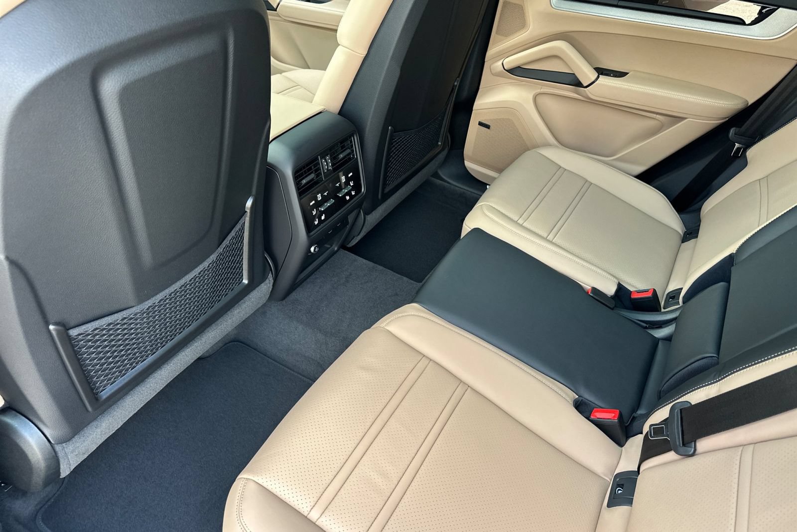 New 2026 Porsche Cayenne AWD/4WD image 15