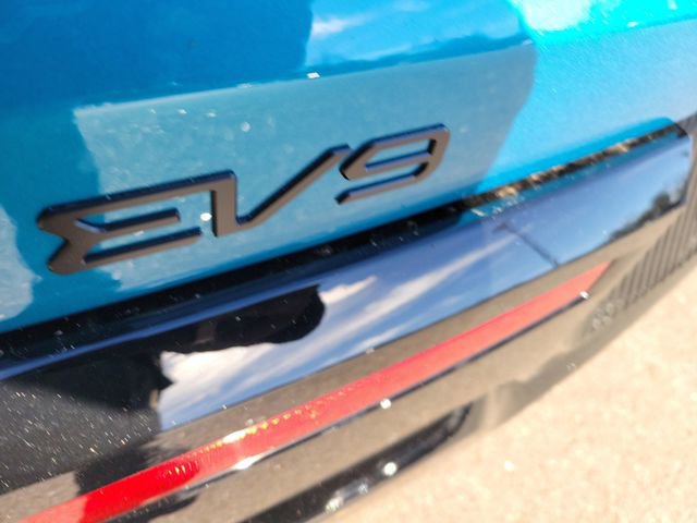 New 2026 Kia EV9 Land w/ Nightfall Edition Package image 9