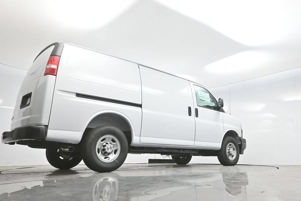New 2026 Chevrolet Express 2500 w/ Driver Convenience Package RWD image 63