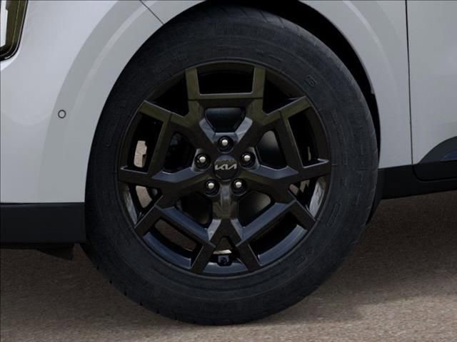 New 2025 Kia Carnival SX Prestige FWD image 9
