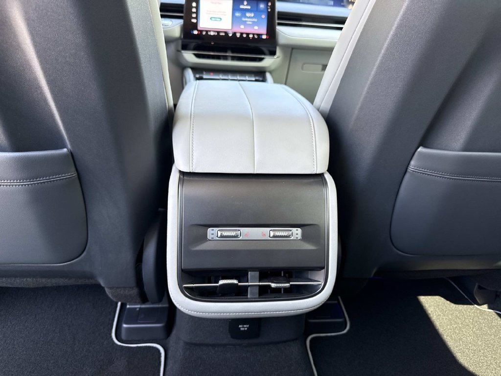 New 2026 Lincoln Nautilus Premier w/ Equipment Group 102A AWD/4WD image 16