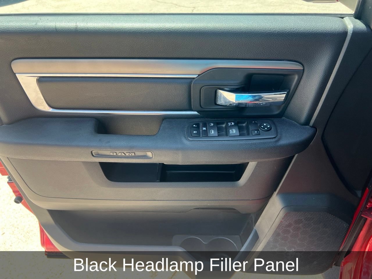 Used 2024 RAM 1500 Warlock RWD image 11