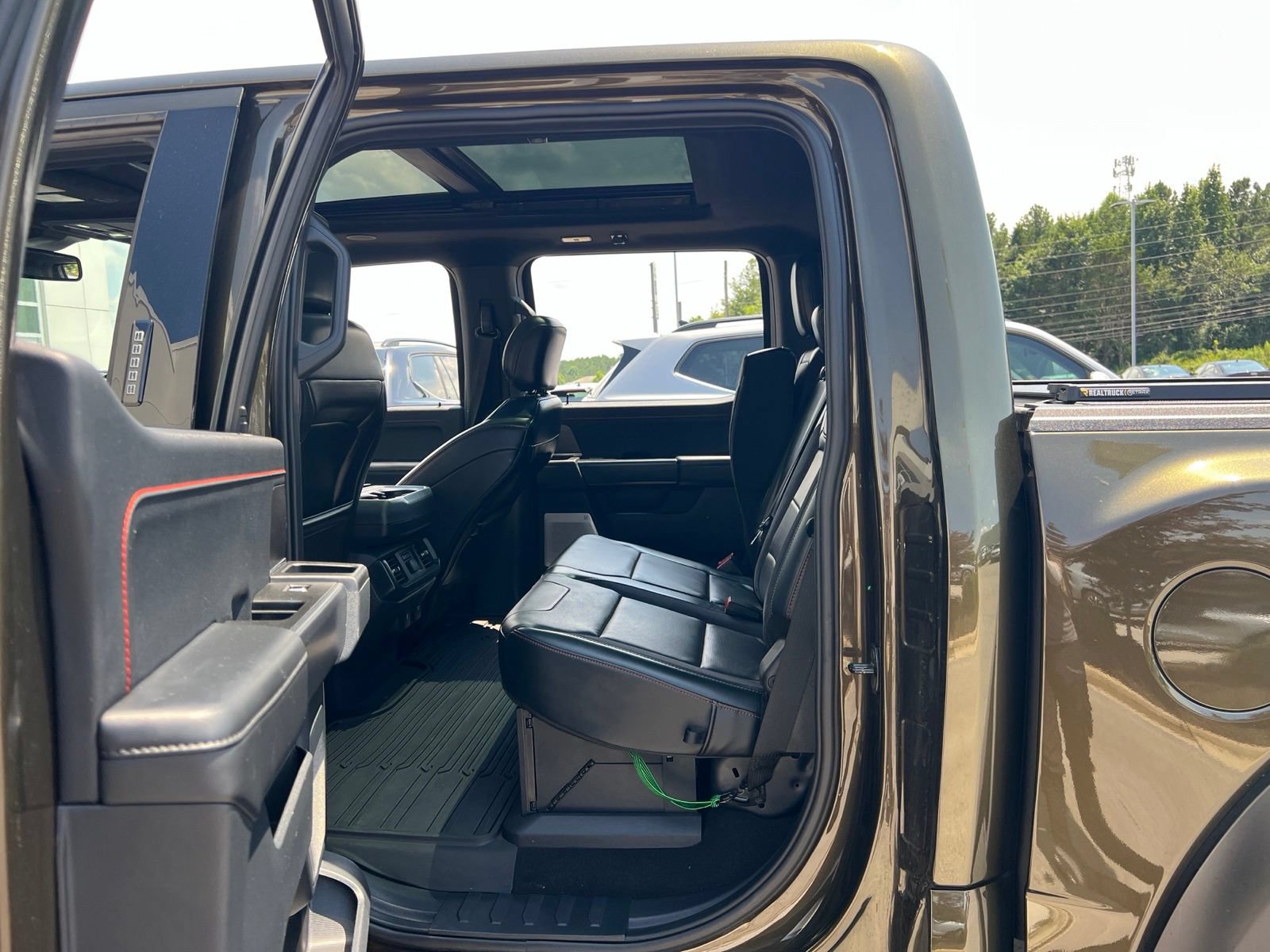 Used 2024 Ford F150 Raptor AWD/4WD image 40