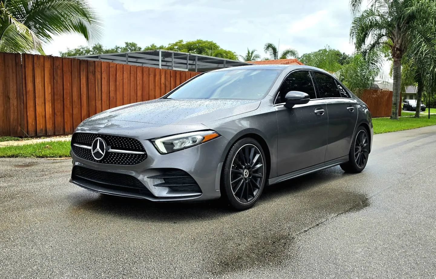 Used 2019 Mercedes-Benz A 220 image 1