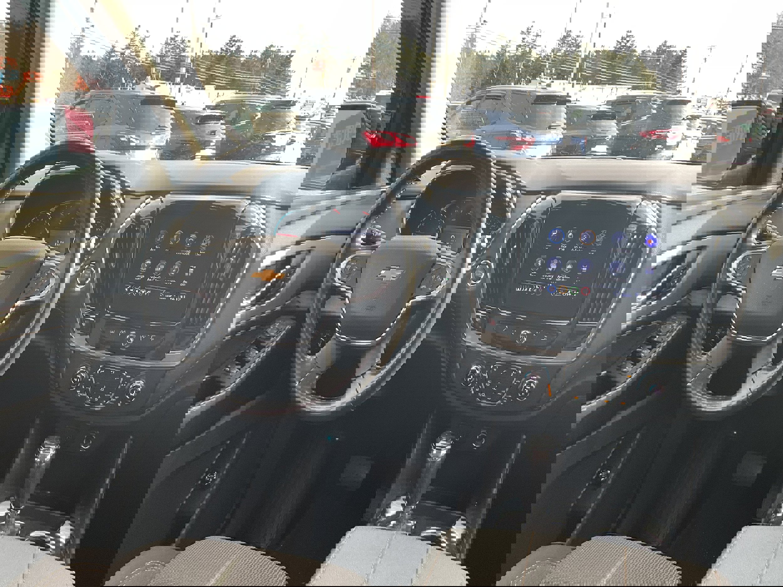 Certified 2020 Chevrolet Traverse LT image 4