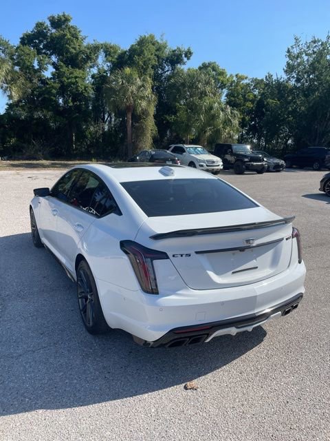 Used 2025 Cadillac CT5 V RWD image 2