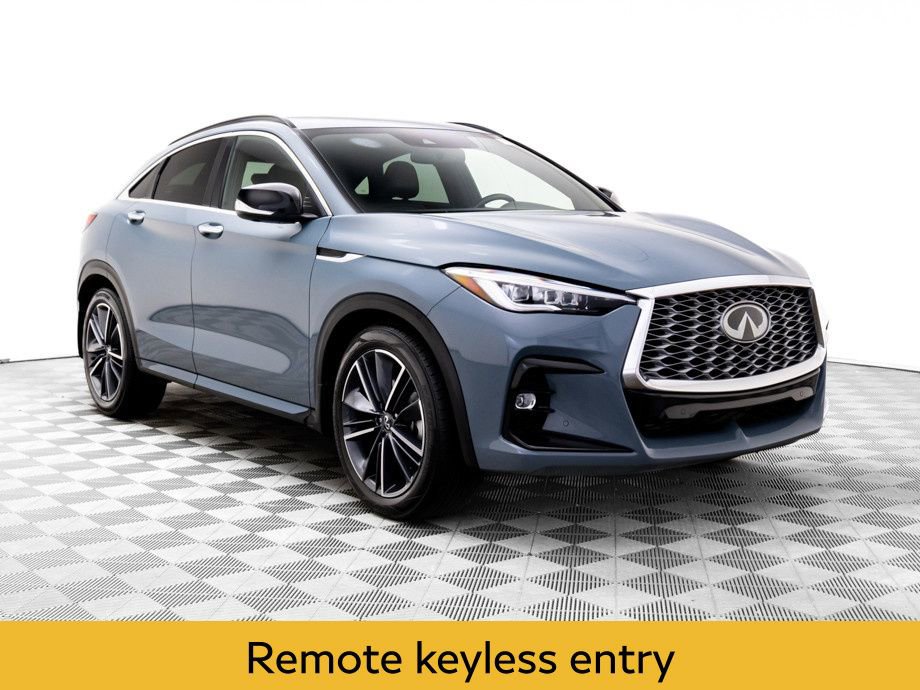 Used 2023 INFINITI QX55 Essential image 8