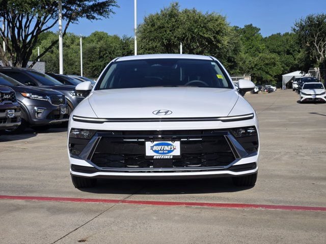Certified 2025 Hyundai Sonata SE FWD image 2