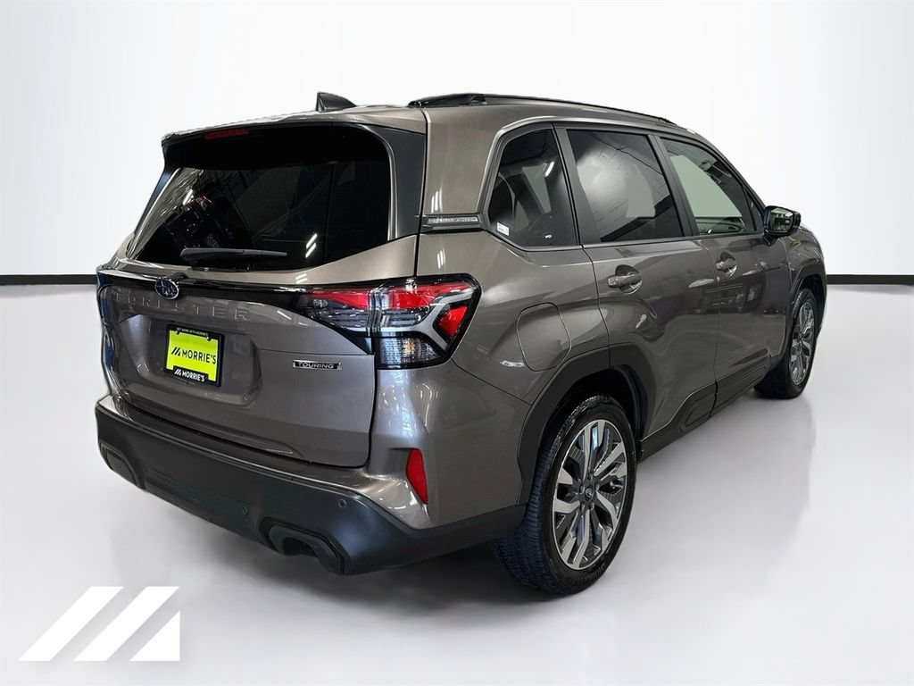 Used 2025 Subaru Forester Touring AWD/4WD image 5