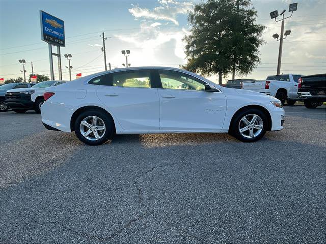 Used 2024 Chevrolet Malibu LT image 8