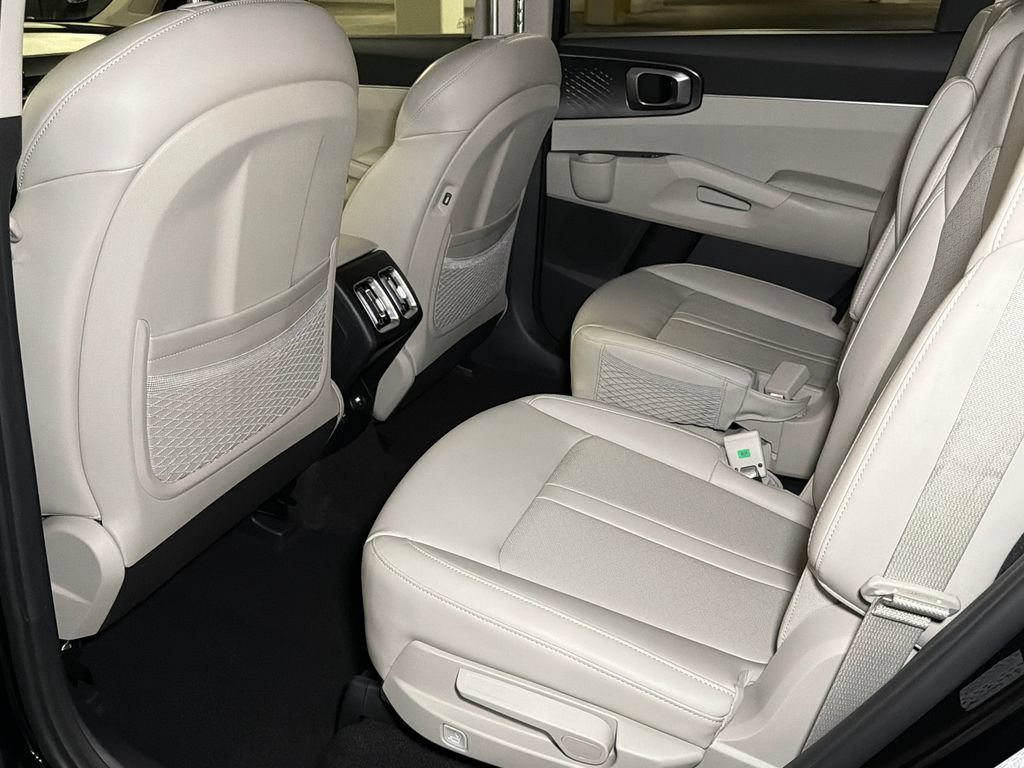 Certified 2023 Kia Sorento EX AWD/4WD image 20