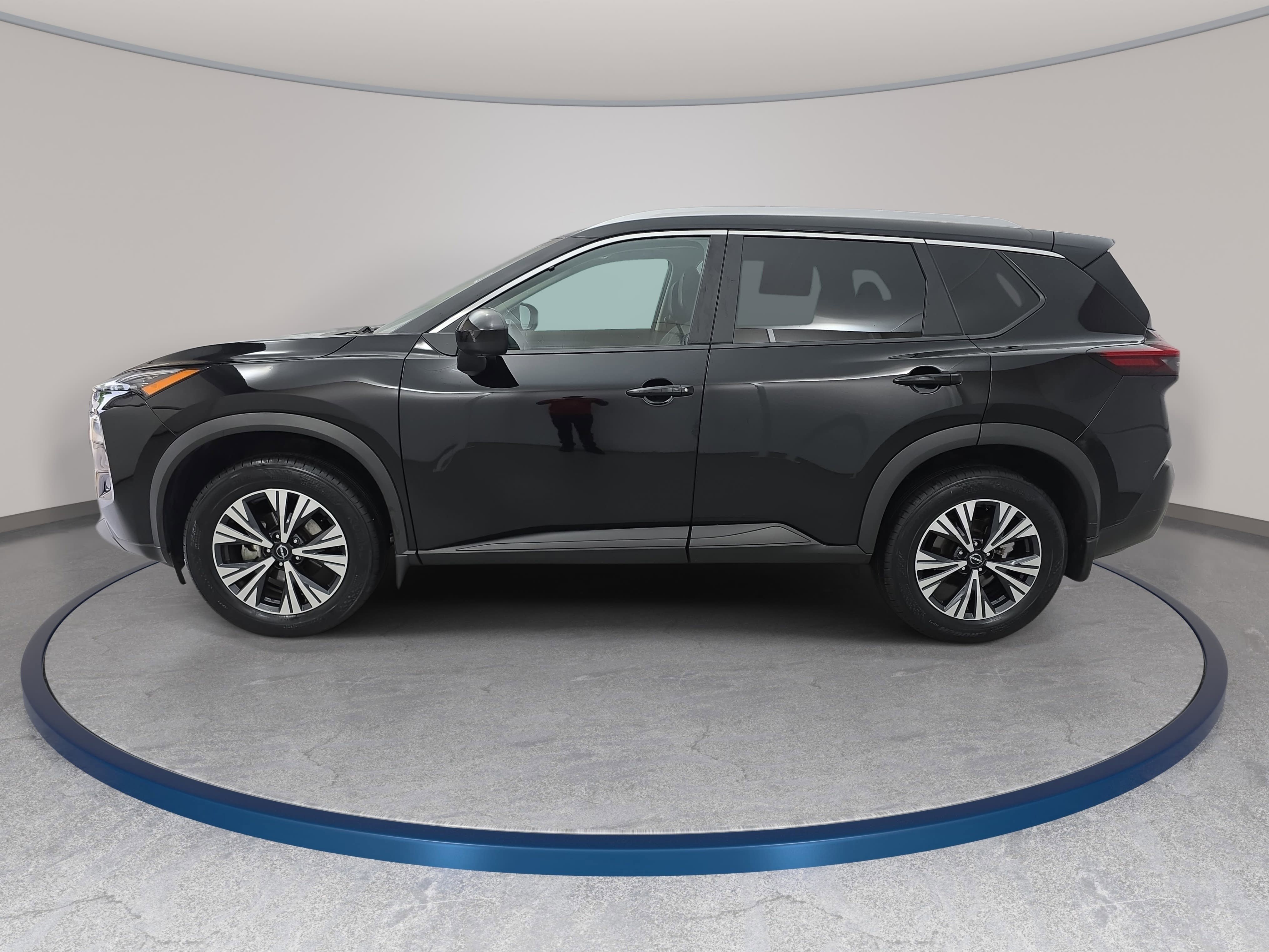 Certified 2023 Nissan Rogue SV w/ SV Premium B Package FWD image 8