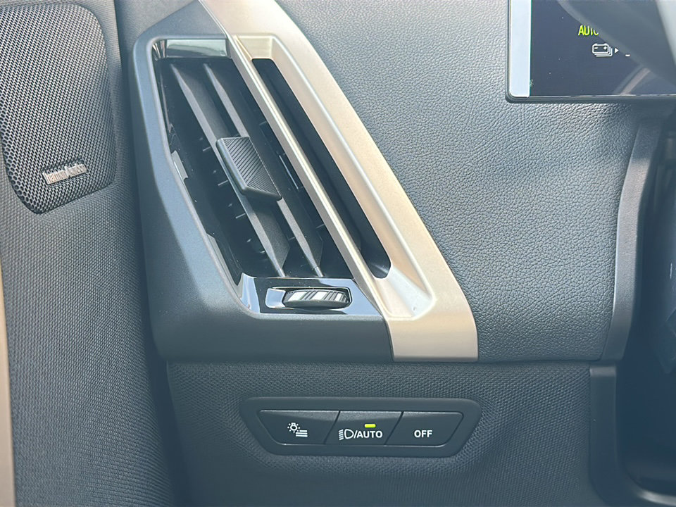 New 2026 BMW iX xDrive45 image 25