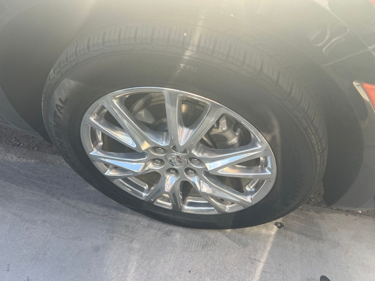 Used 2024 Buick Enclave Premium w/ Experience Buick Package AWD/4WD image 15