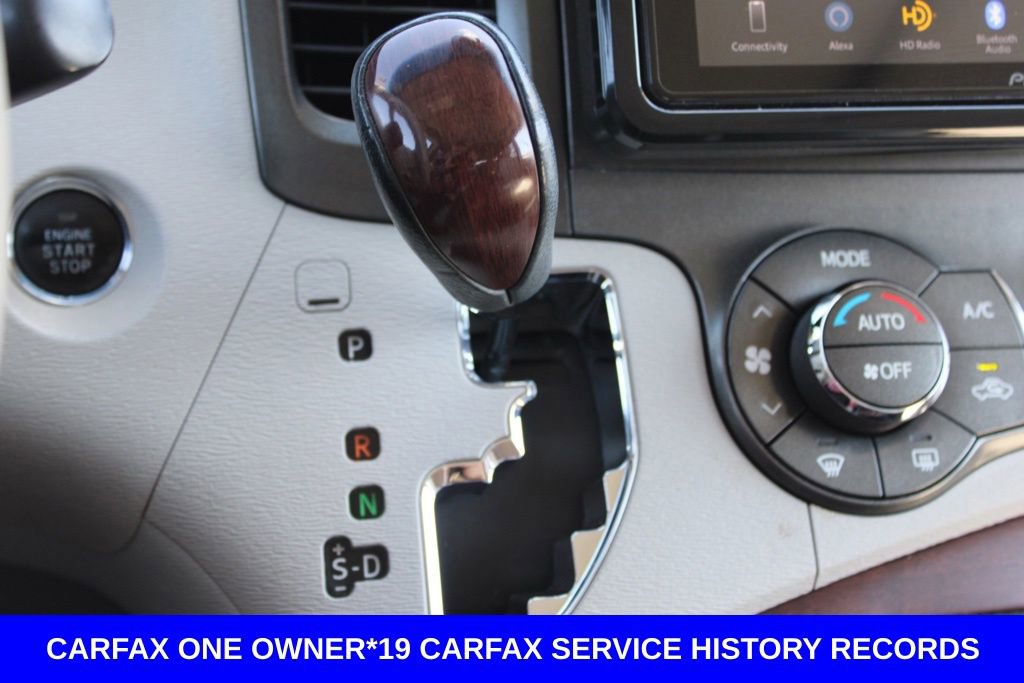 Used 2014 Toyota Sienna XLE w/ XLE Premium Package FWD image 43