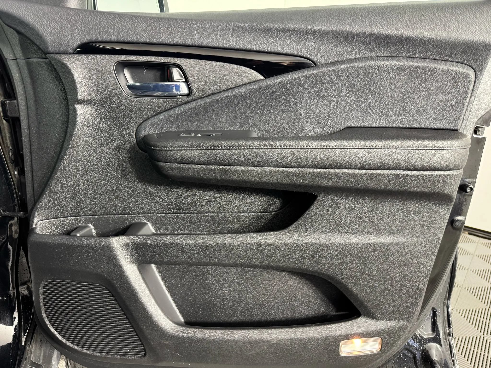 Used 2021 Honda Passport Touring image 43