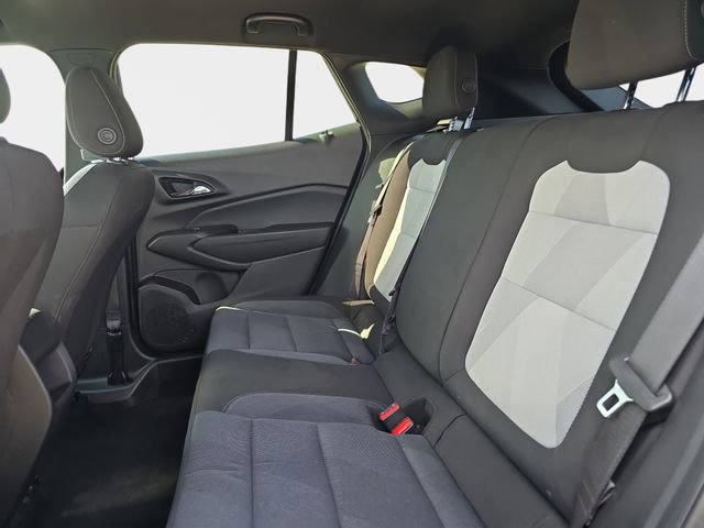 Used 2024 Chevrolet Trax RS w/ Driver Confidence Package image 17