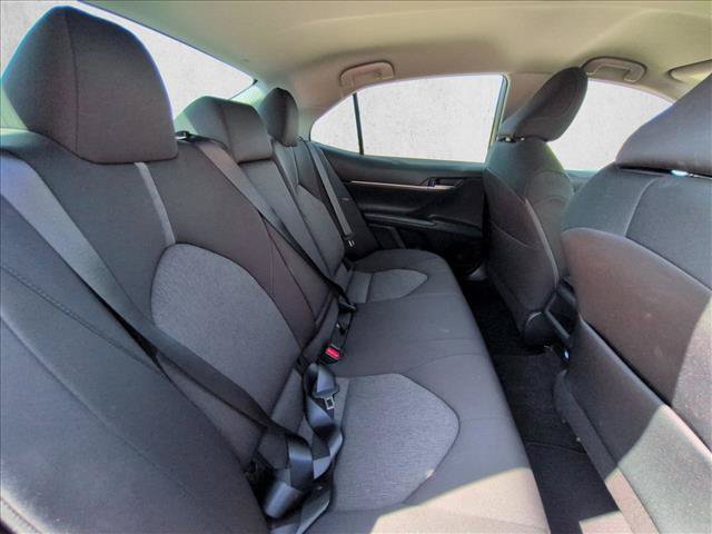 Used 2022 Toyota Camry LE FWD image 16