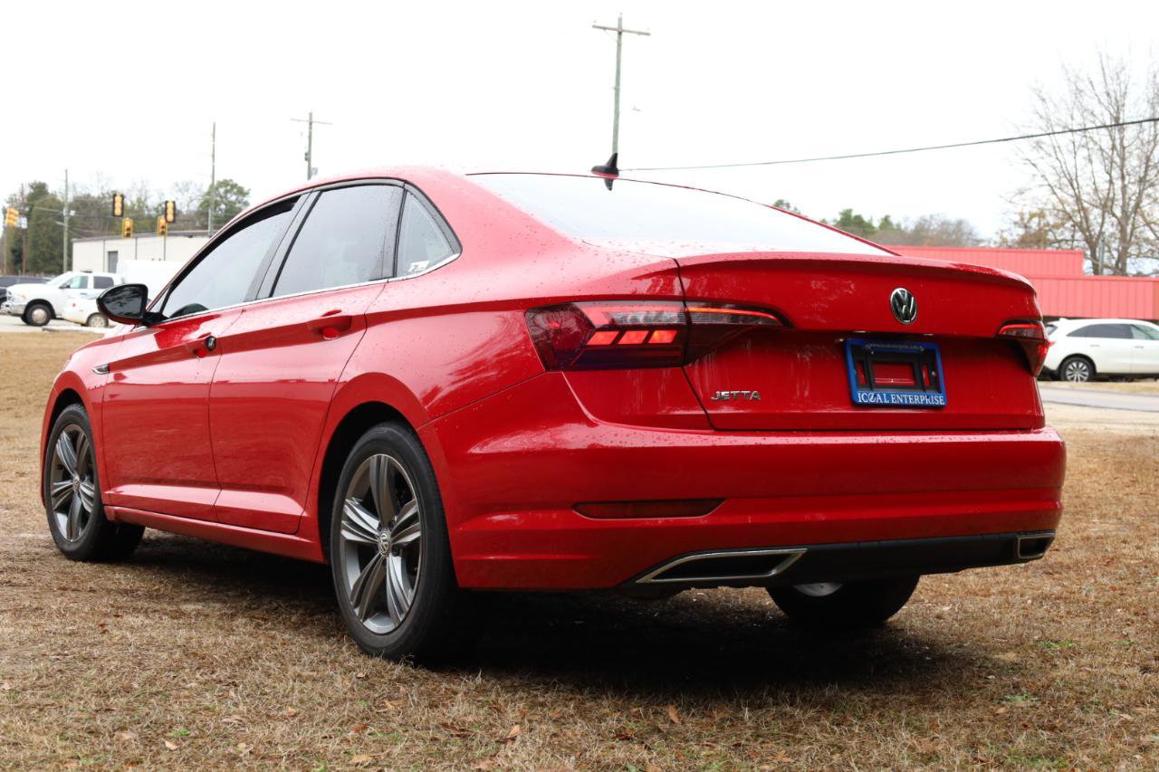 Used 2020 Volkswagen Jetta R-Line w/ R-Line Cold Weather Package image 4