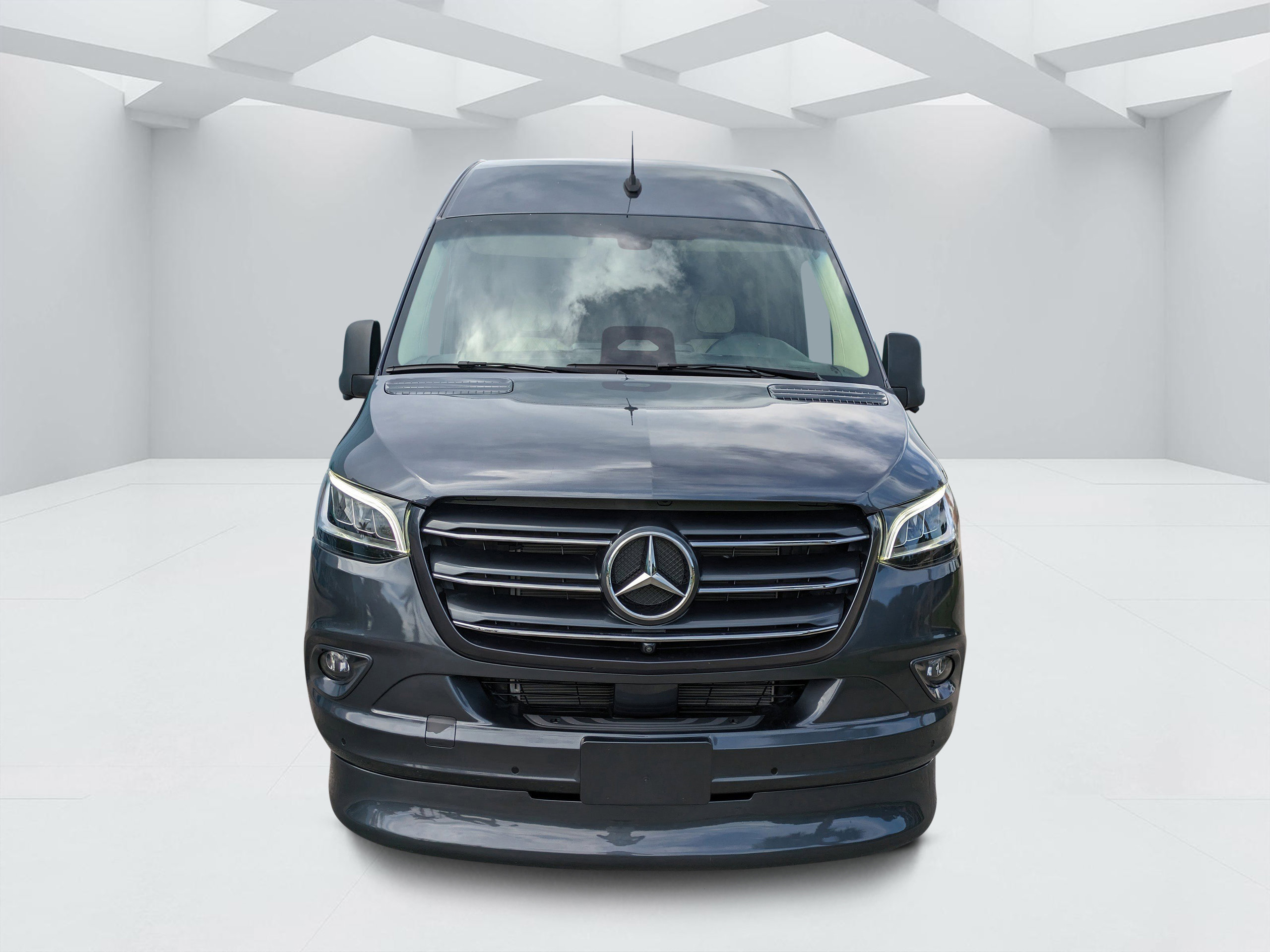 Used 2025 Mercedes-Benz Sprinter 144 Cargo image 8