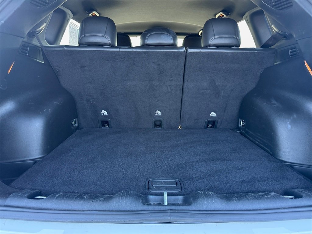 Certified 2024 Jeep Compass Limited image 18