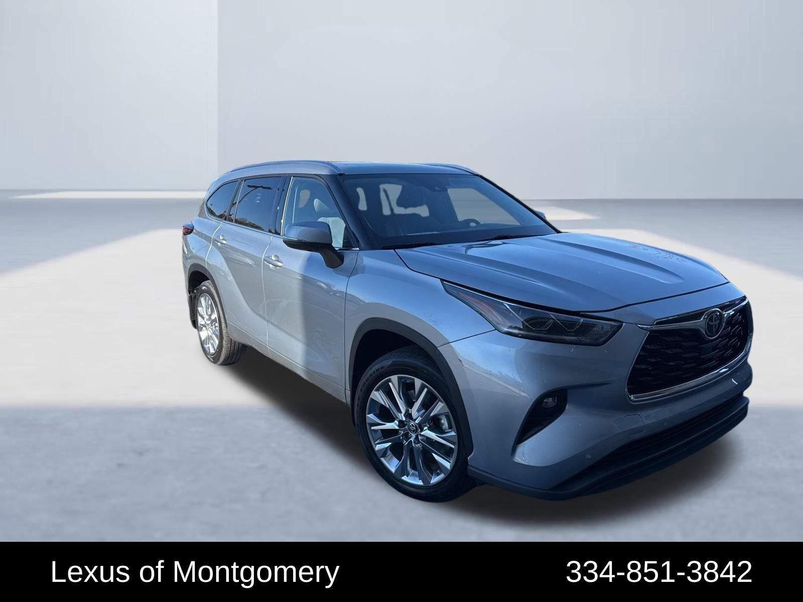 Used 2023 Toyota Highlander Limited