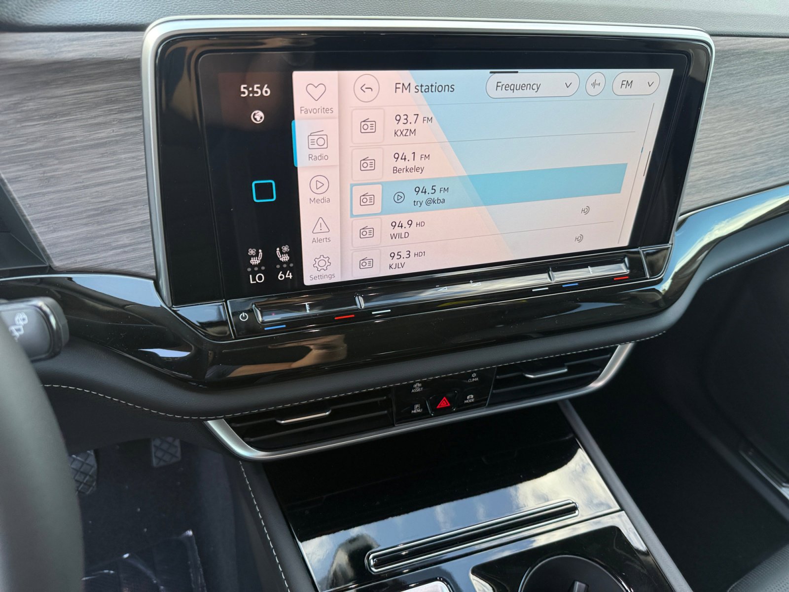 New 2026 Volkswagen Atlas SEL image 12