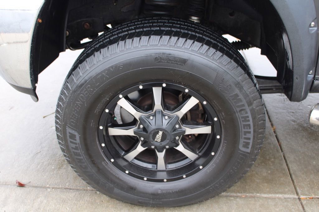 Used 2016 RAM 2500 Tradesman w/ Chrome Appearance Group image 13