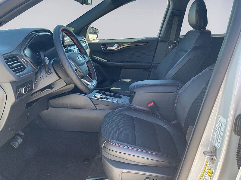 New 2026 Ford Escape ST-Line w/ Cold Weather Package FWD image 6