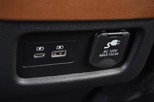 Certified 2024 Nissan Pathfinder Platinum w/ Cargo Package image 29