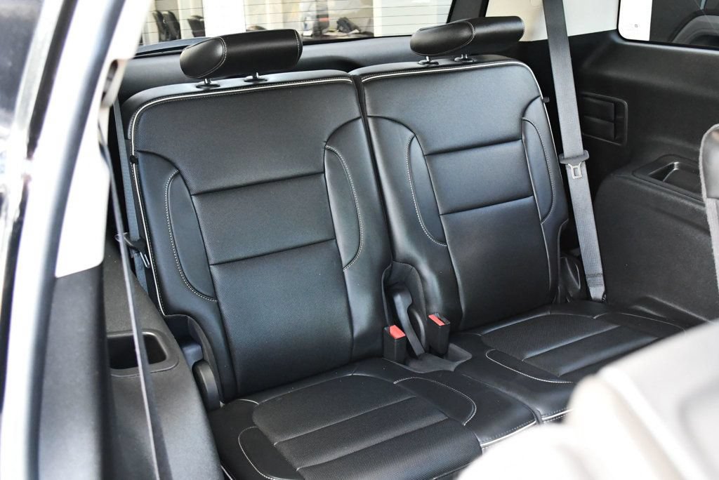 Used 2021 GMC Acadia Denali w/ Denali Technology Package FWD image 19