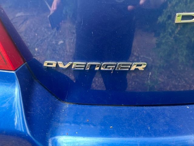 Used 2013 Dodge Avenger SE FWD image 8
