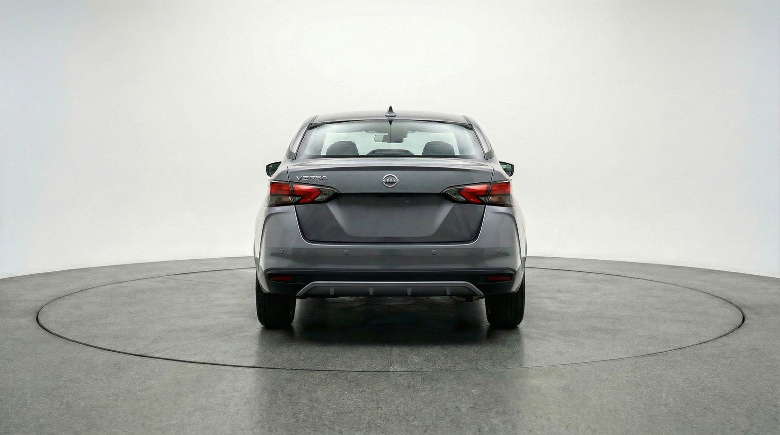 Used 2025 Nissan Versa SV image 7