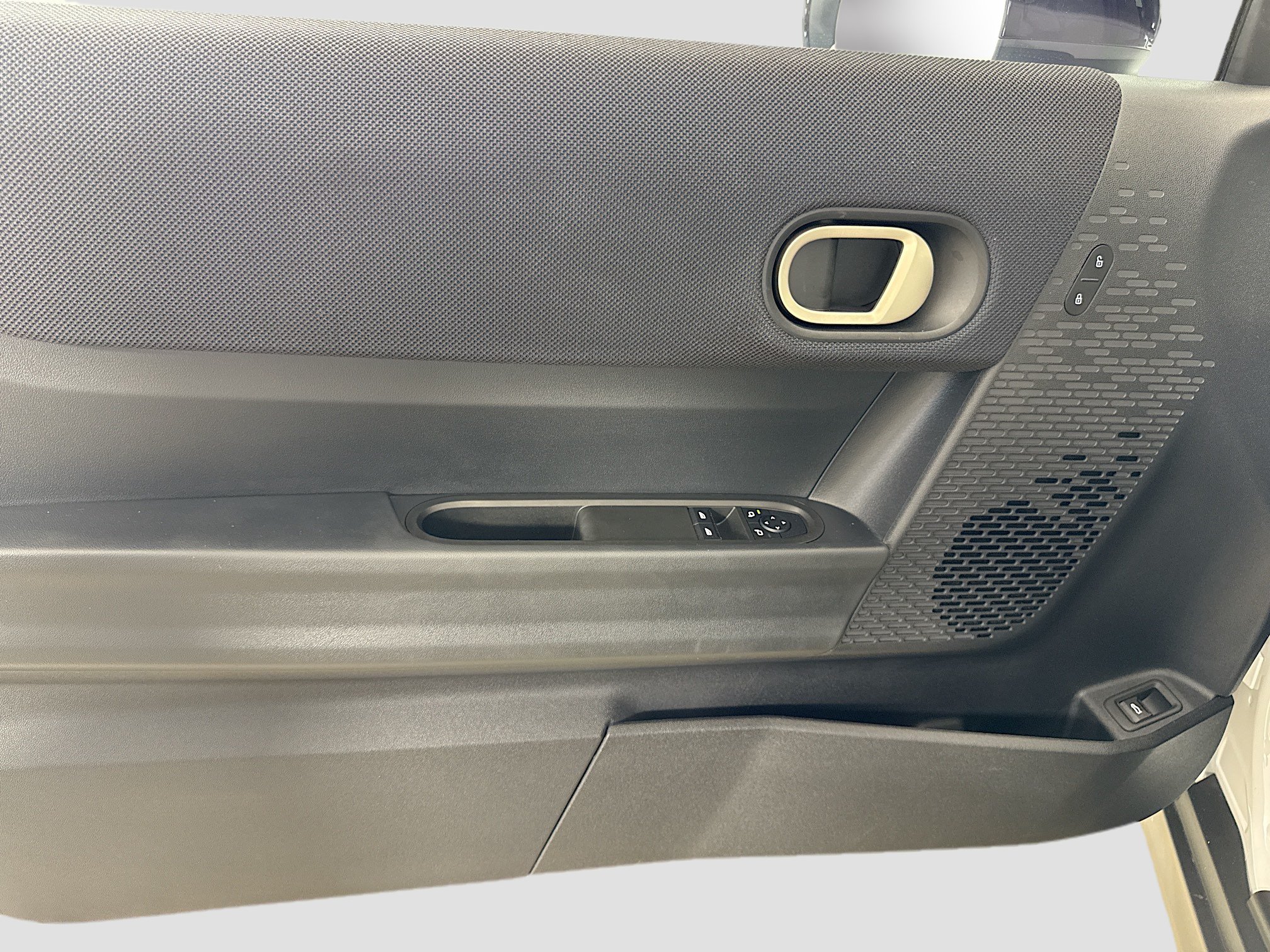 Used 2026 MINI Cooper 2-Door Hardtop FWD image 19