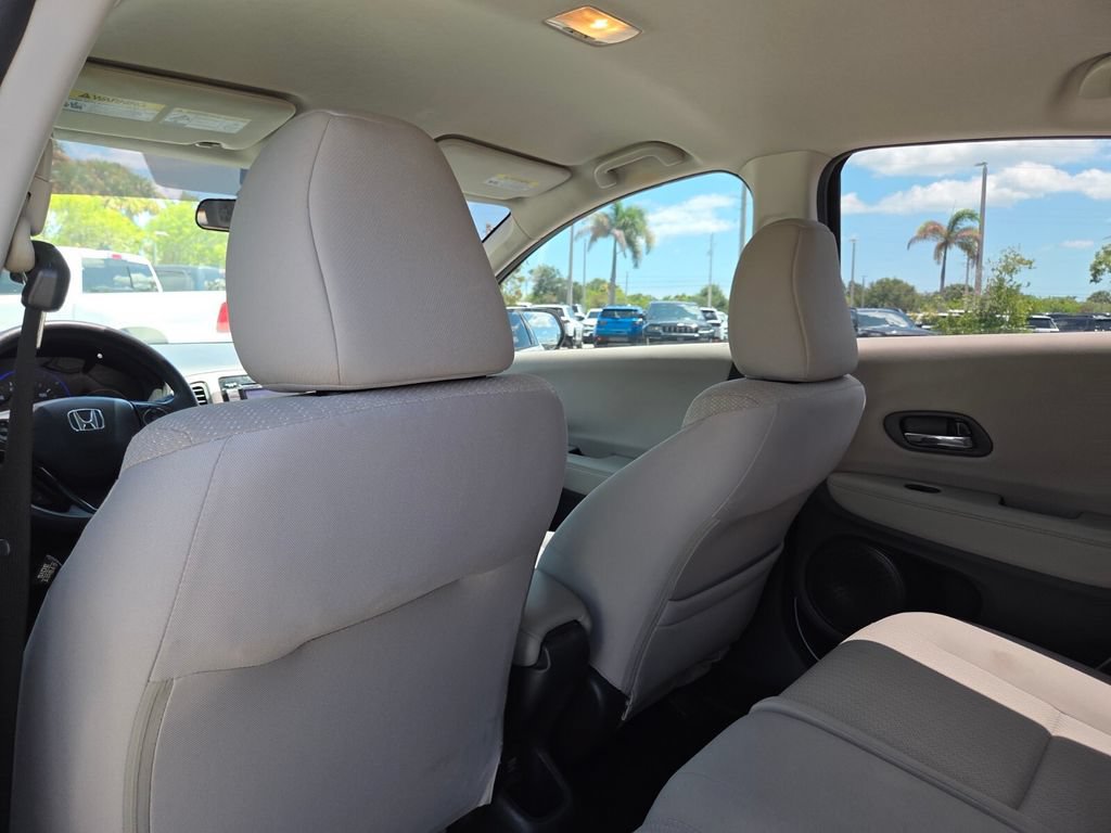 Used 2017 Honda HR-V LX image 24