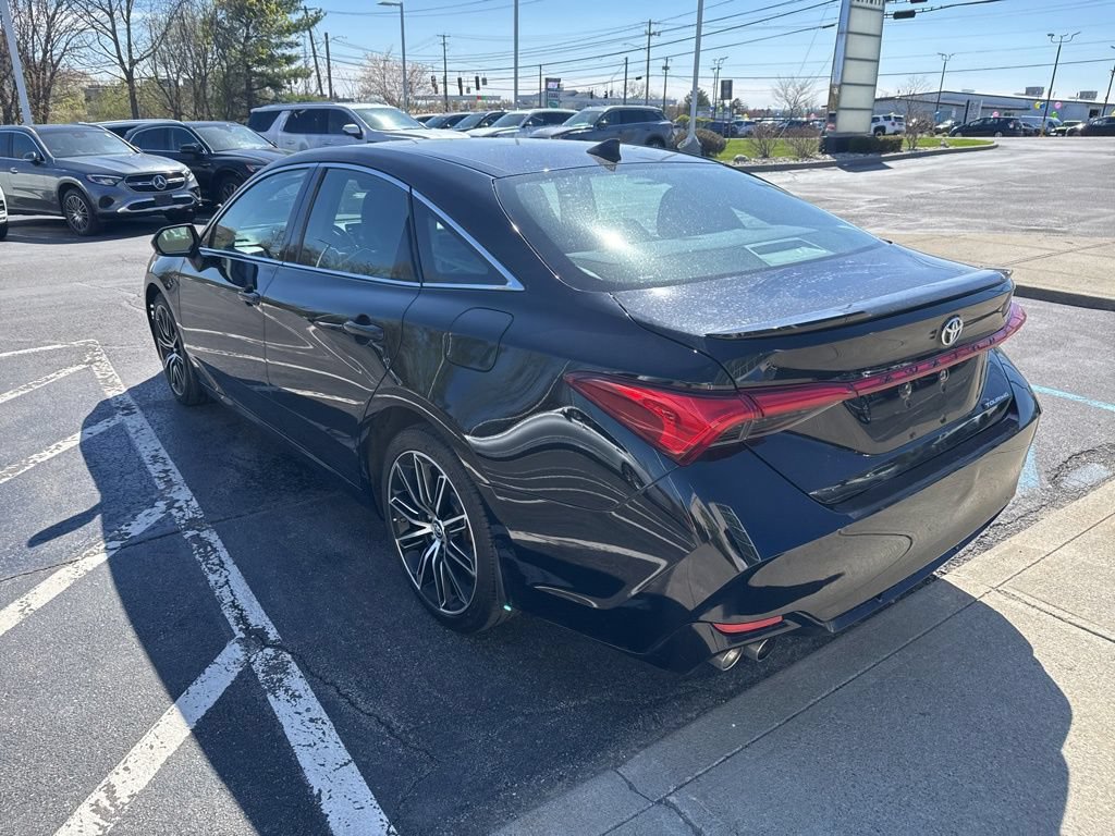 Used 2019 Toyota Avalon Touring w/ All Weather Liner Package FWD image 5