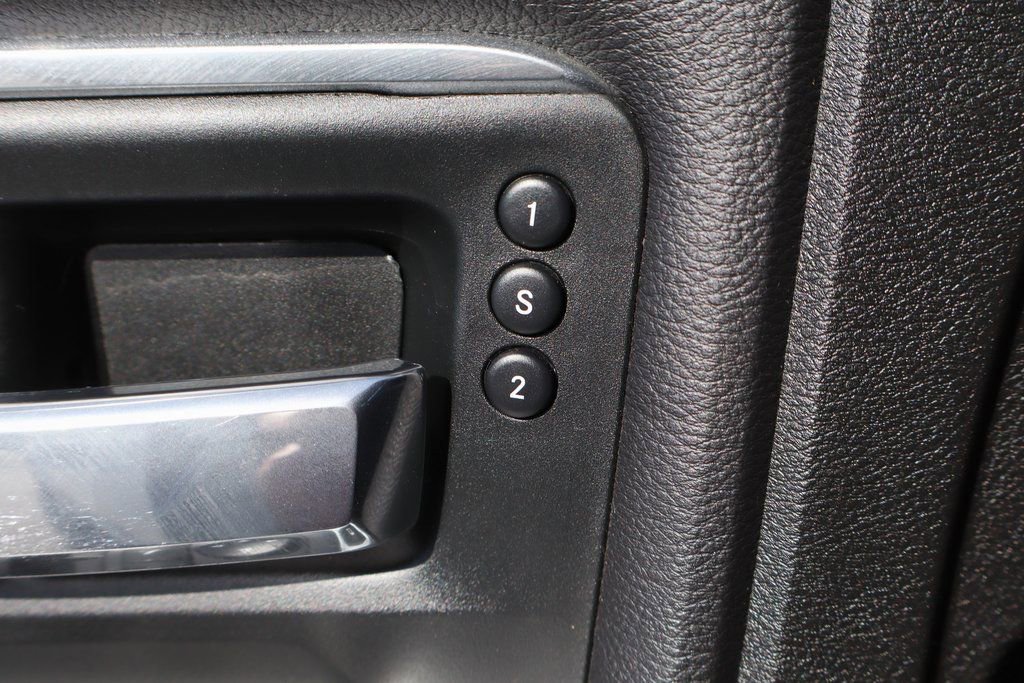 Used 2020 RAM 2500 Laramie w/ Night Edition image 17