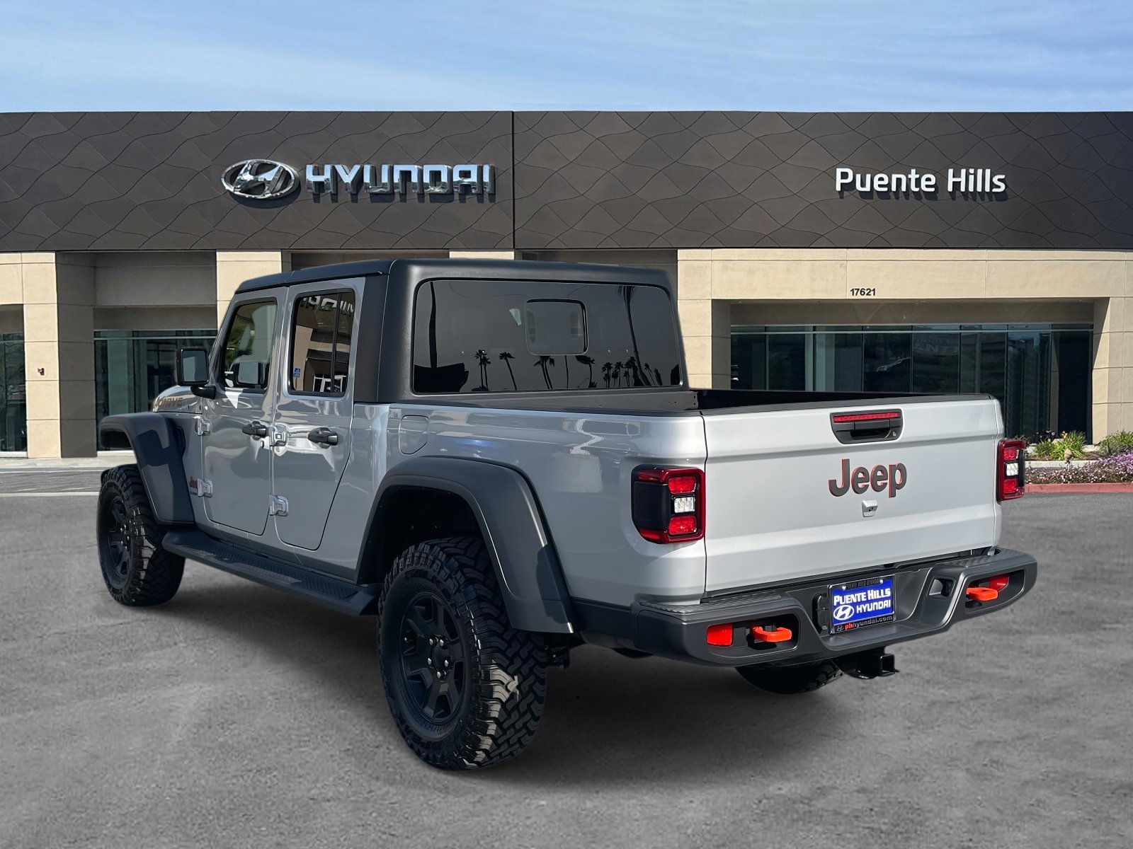 Used 2022 Jeep Gladiator Mojave w/ LED Lighting Group image 4