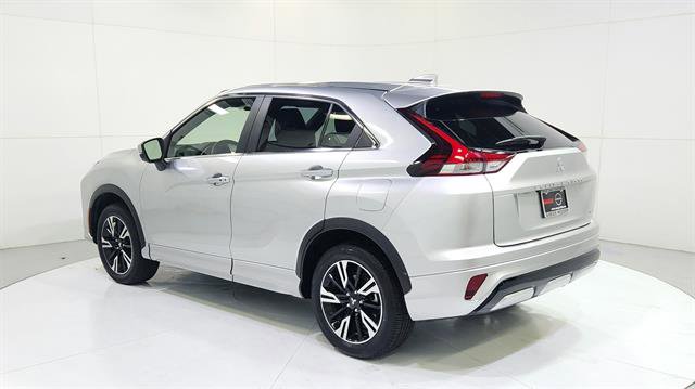 Used 2025 Mitsubishi Eclipse Cross SE image 6