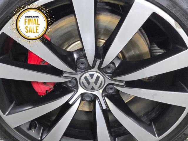 Used 2014 Volkswagen Beetle R-Line image 9