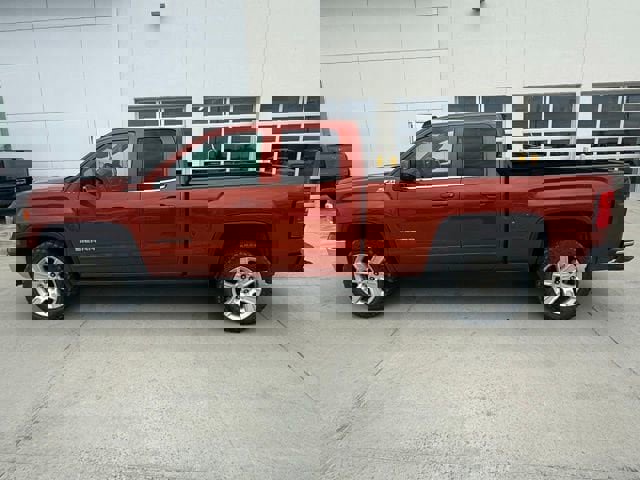 Used 2015 GMC Sierra 1500 SLE w/ SLE Value Package AWD/4WD image 6