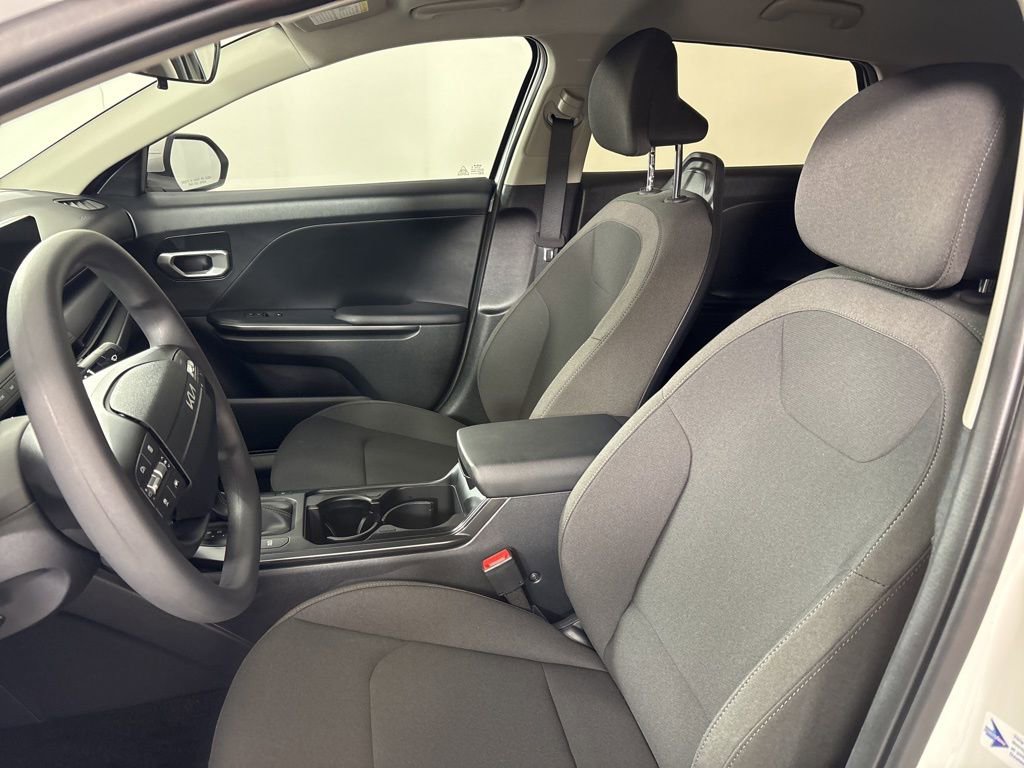 New 2026 Kia K4 FWD image 21