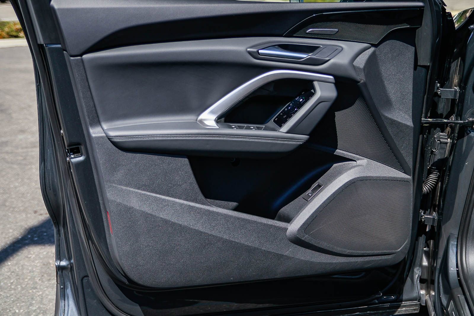 Certified 2025 Audi Q5 Premium Plus w/ Premium Plus image 23