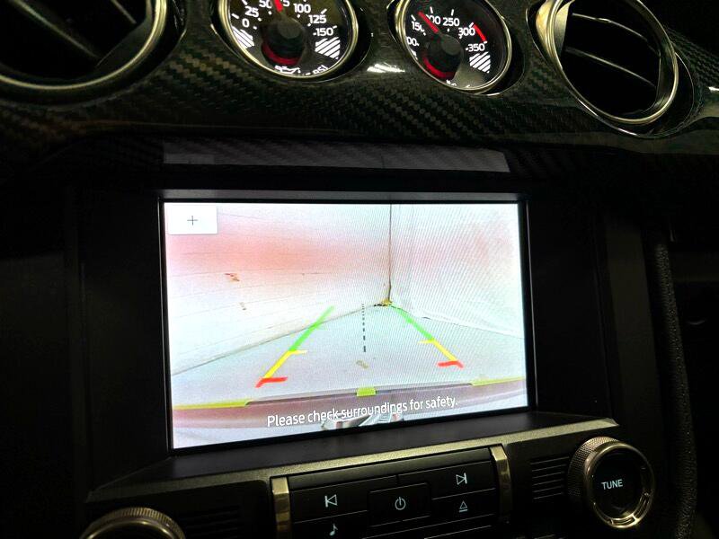 Used 2020 Ford Mustang Shelby GT500 w/ Carbon Fiber Track Pack image 23