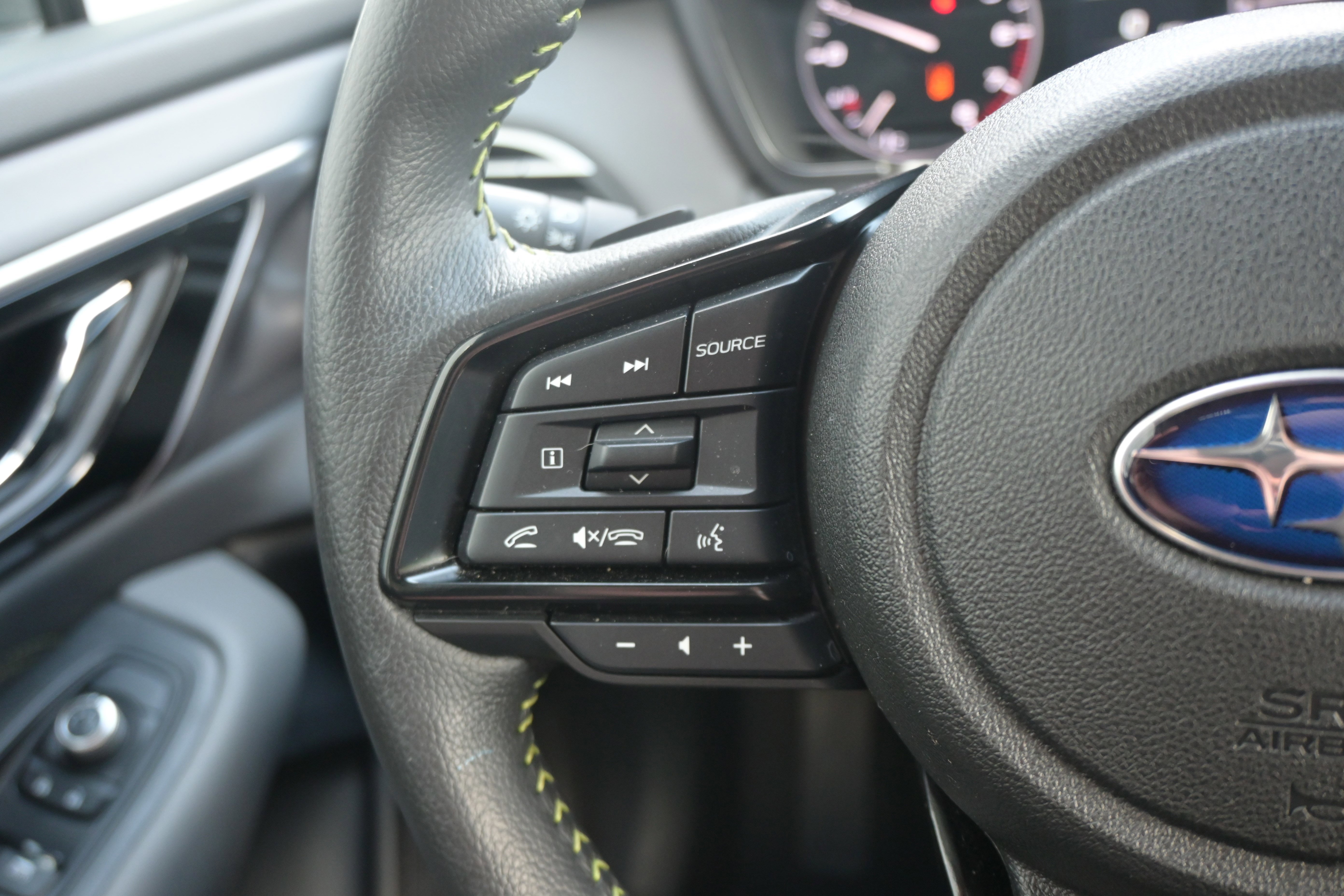 Used 2025 Subaru Outback Onyx Edition image 18