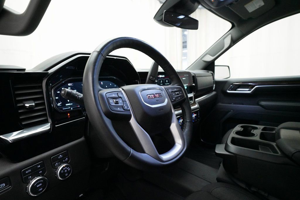 Used 2024 GMC Sierra 1500 Elevation image 8