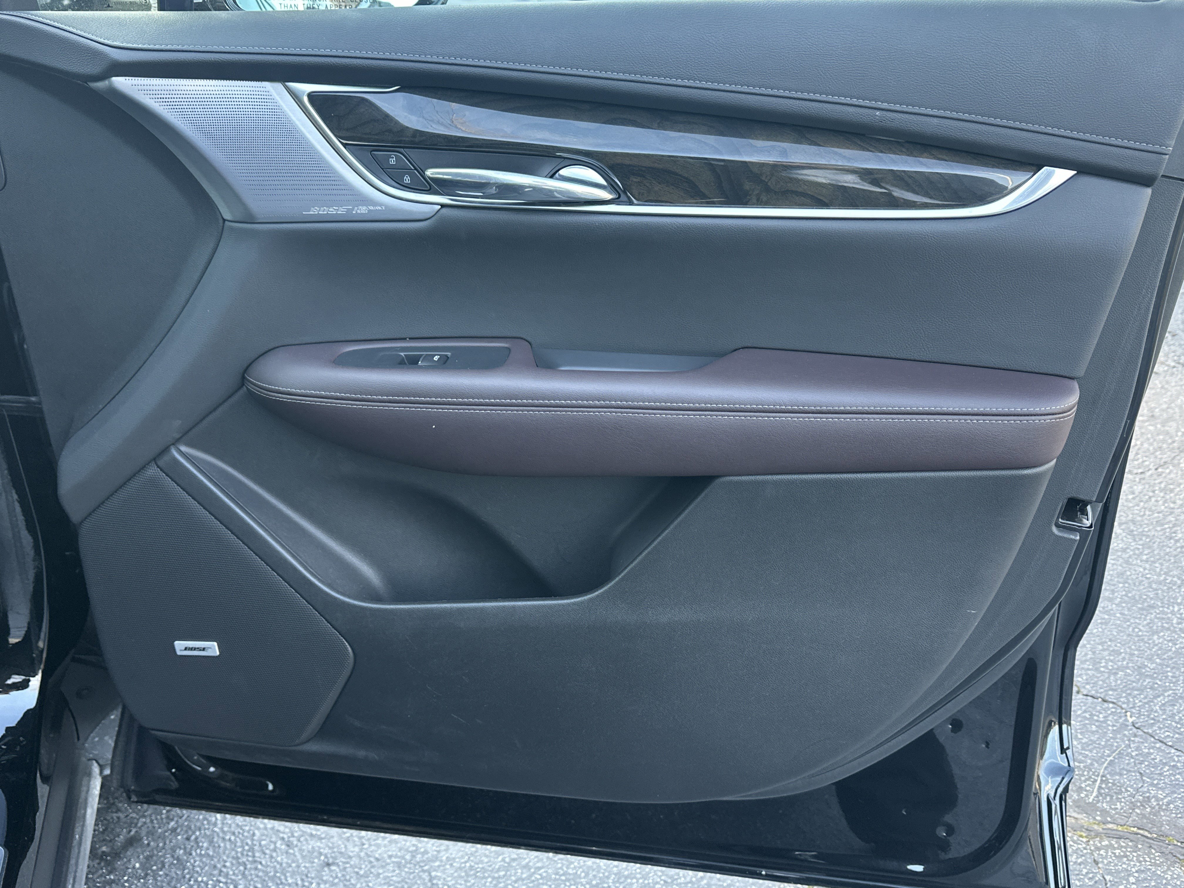 Certified 2023 Cadillac XT6 Premium Luxury image 17