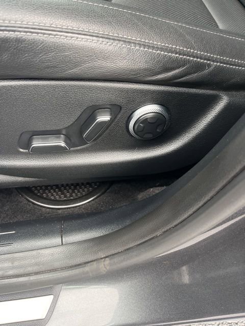 Used 2023 Genesis GV70 2.5T w/ Select Package image 15